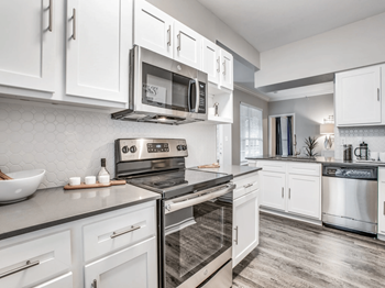 Standard kitchen appliance package